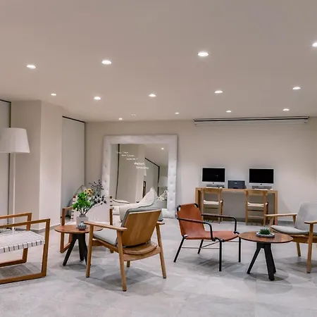 Me Ibiza - The Leading Of The World Santa Eularia des Riu