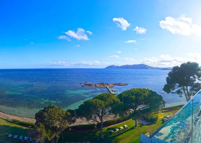 Me Ibiza - The Leading Of The World