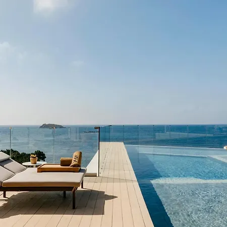 Me Ibiza - The Leading Of The World 圣埃乌拉利亚