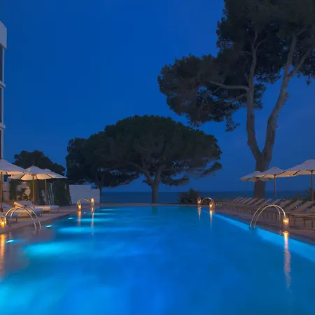 Me Ibiza - The Leading Of The World 5* 圣埃乌拉利亚