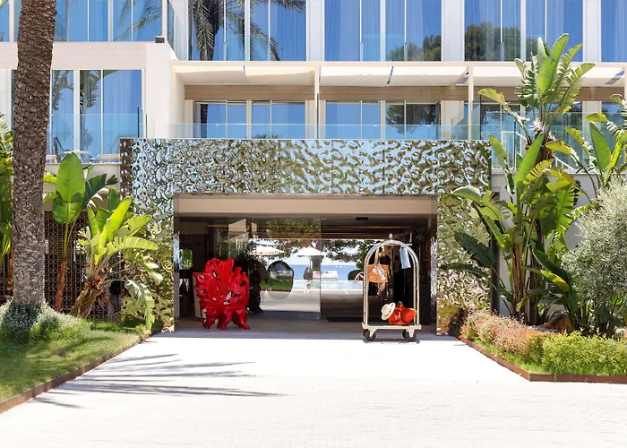 Me Ibiza - The Leading Of The World