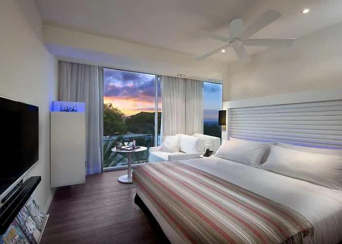 酒店 Me Ibiza - The Leading Of The World