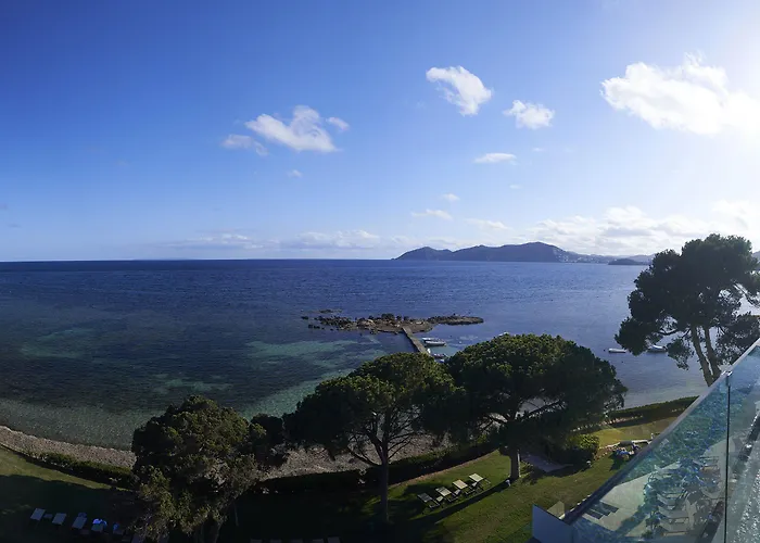 Me Ibiza - The Leading Of The World 5* サンタ・エウラリア・デス・リウ